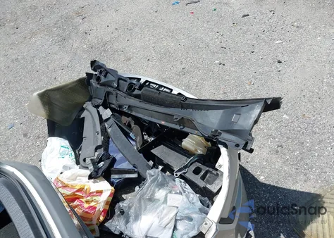 2020 Toyota Corolla Le from USA, damaged, VIN JTDEPRAE6LJ089135